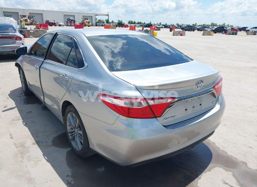 Photo 3 of 2016 Toyota Camry SE (VIN 4T1BF1FK4GU168583)