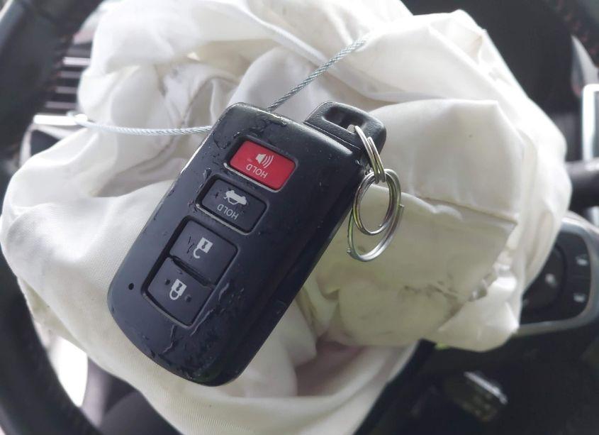 Photo 11 of 2016 Toyota Camry SE (VIN 4T1BF1FK4GU174903)