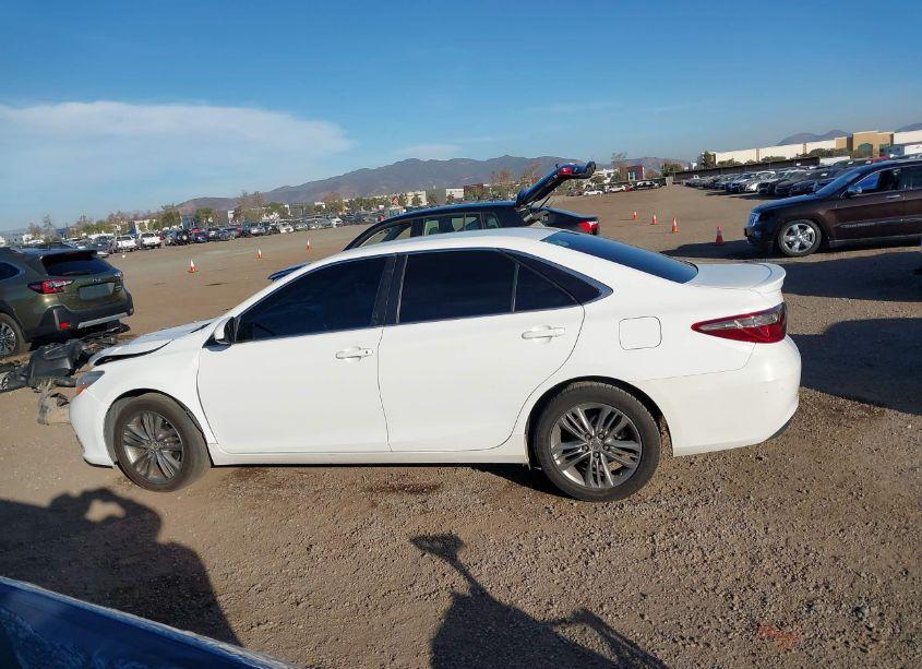 Photo 14 of 2016 Toyota Camry SE (VIN 4T1BF1FK4GU176585)