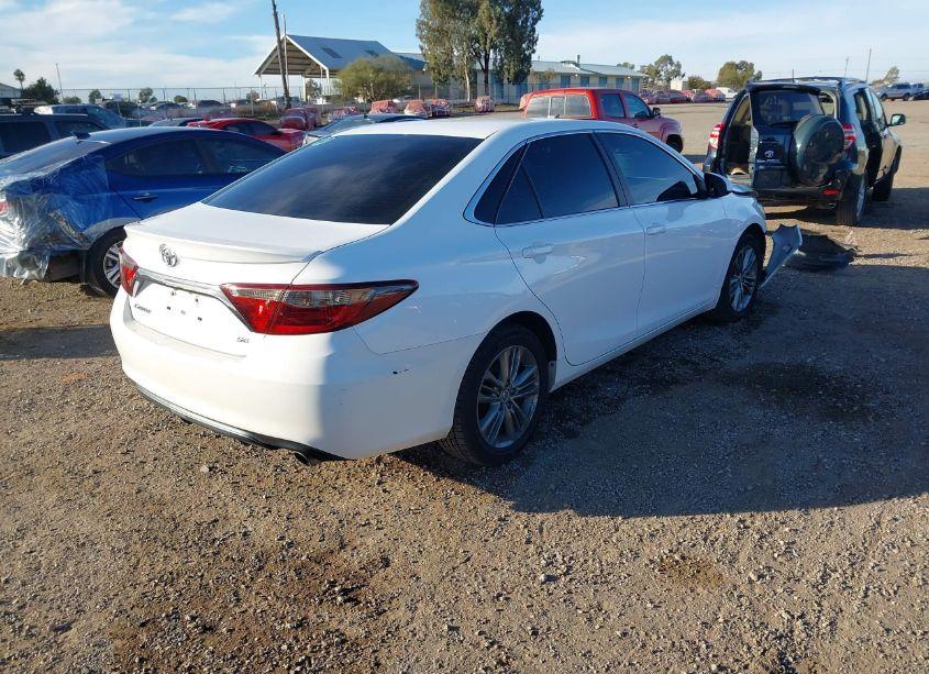 Photo 4 of 2016 Toyota Camry SE (VIN 4T1BF1FK4GU176585)