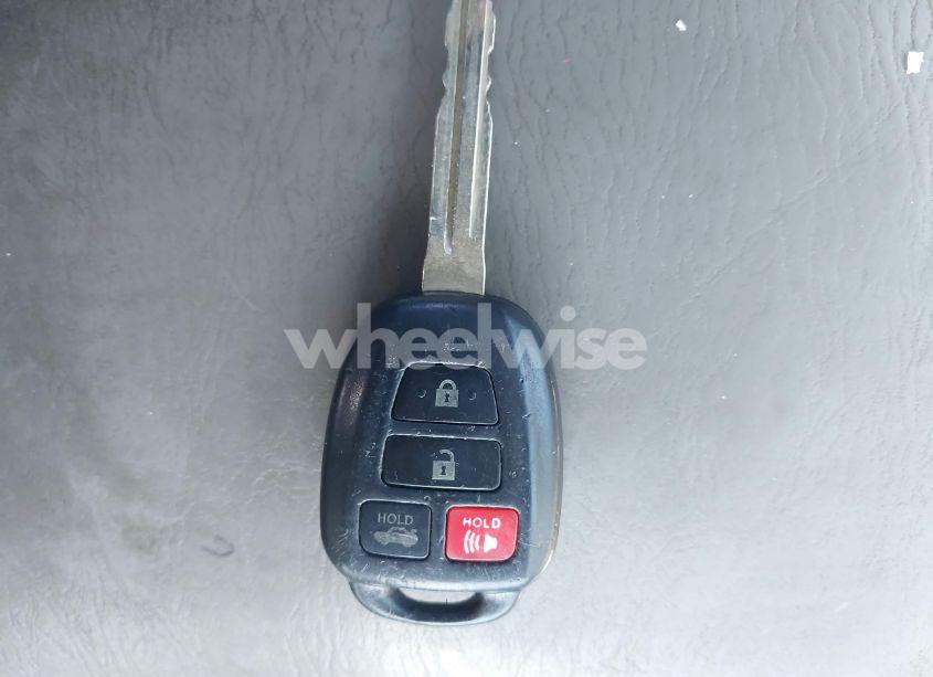 Photo 11 of 2016 Toyota Camry SE (VIN 4T1BF1FK4GU184301)