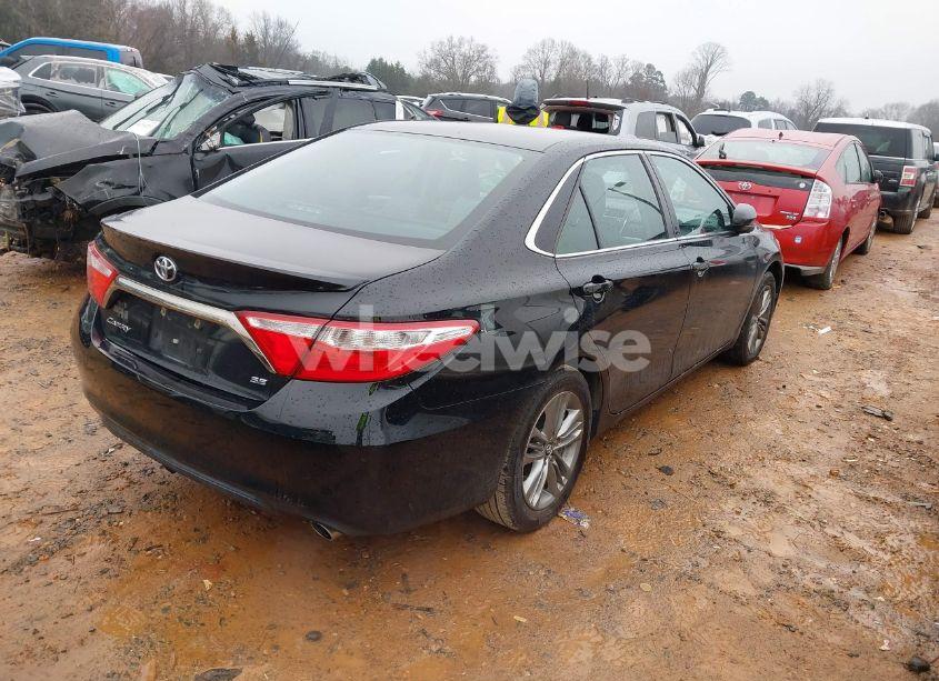 Photo 4 of 2016 Toyota Camry SE (VIN 4T1BF1FK4GU187327)