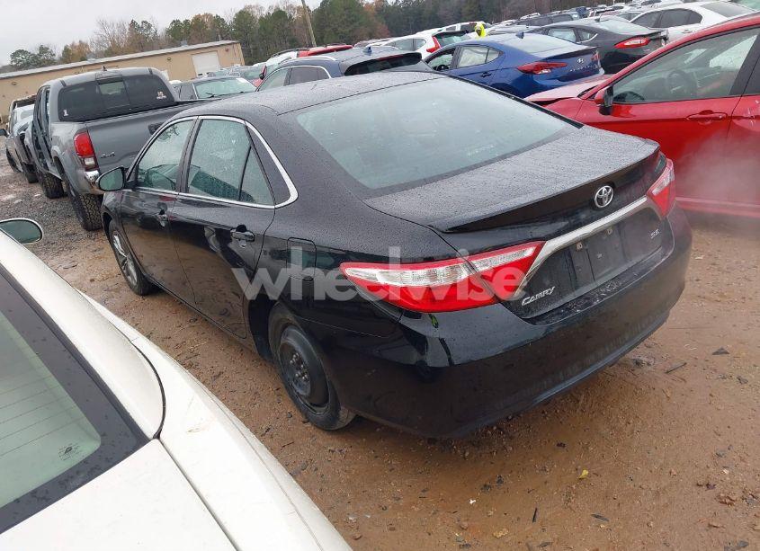 Photo 3 of 2016 Toyota Camry SE (VIN 4T1BF1FK4GU202943)