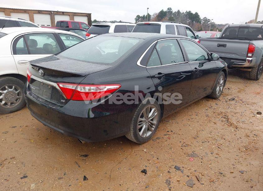 Photo 4 of 2016 Toyota Camry SE (VIN 4T1BF1FK4GU202943)