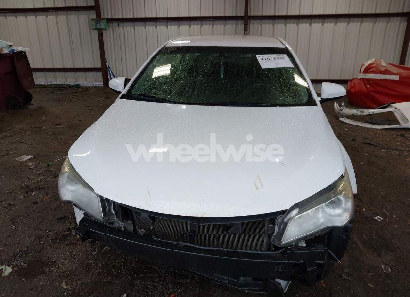 Photo 13 of 2016 Toyota Camry LE (VIN 4T1BF1FK4GU217278)