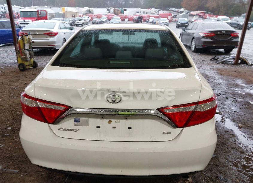 Photo 17 of 2016 Toyota Camry LE (VIN 4T1BF1FK4GU217278)