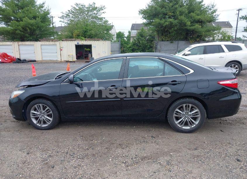 Photo 14 of 2016 Toyota Camry LE/SE/XLE/XSE (VIN 4T1BF1FK4GU235019)