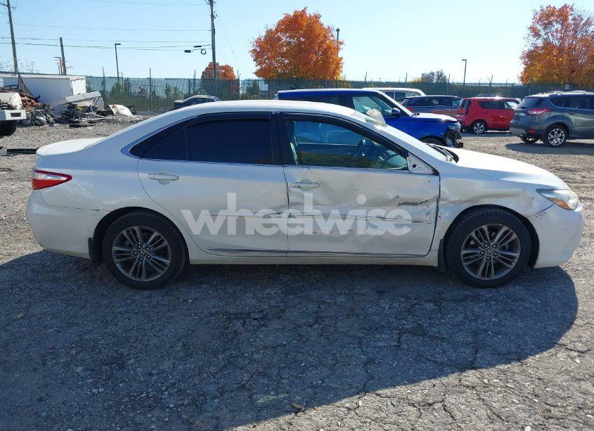 Photo 6 of 2016 Toyota Camry SE (VIN 4T1BF1FK4GU241872)