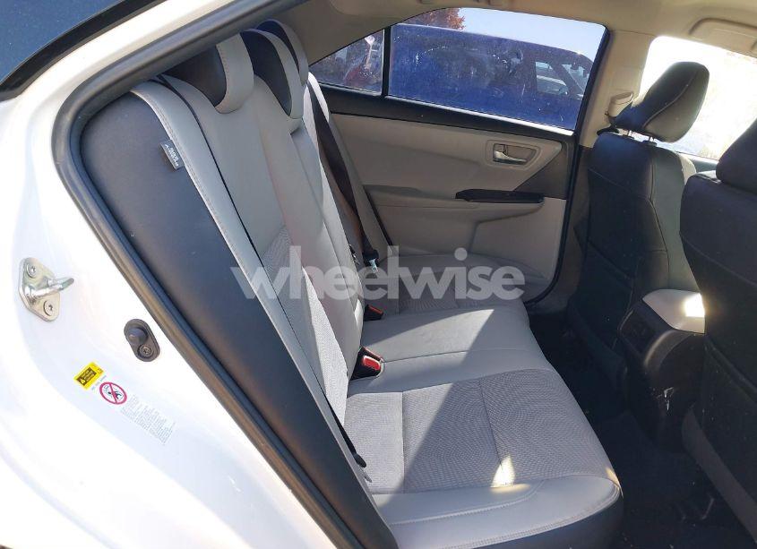 Photo 8 of 2016 Toyota Camry SE (VIN 4T1BF1FK4GU241872)