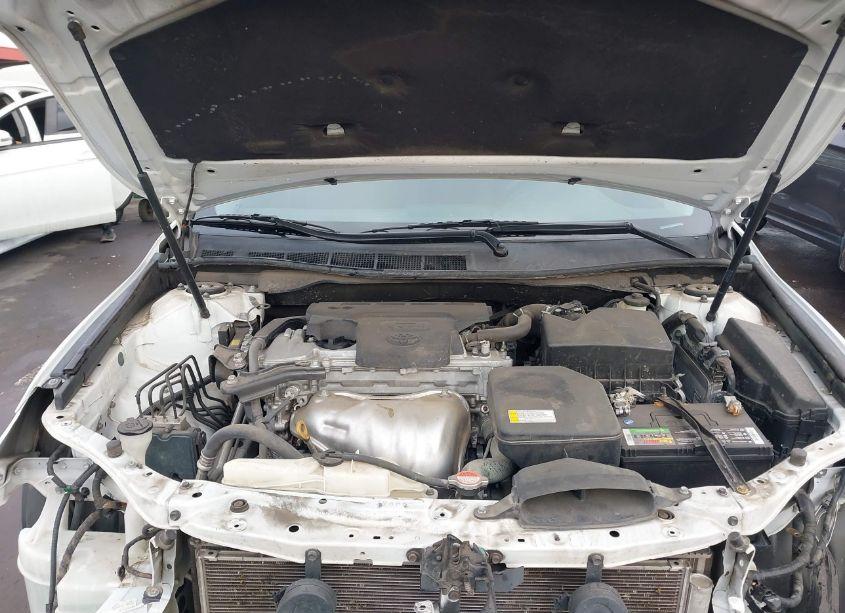 Photo 10 of 2016 Toyota Camry LE (VIN 4T1BF1FK4GU247266)