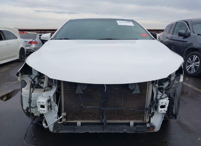 Photo 13 of 2016 Toyota Camry LE (VIN 4T1BF1FK4GU247266)