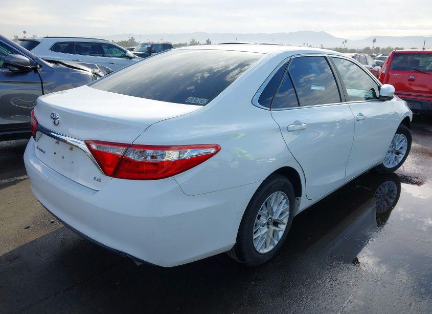 Photo 4 of 2016 Toyota Camry LE (VIN 4T1BF1FK4GU247266)