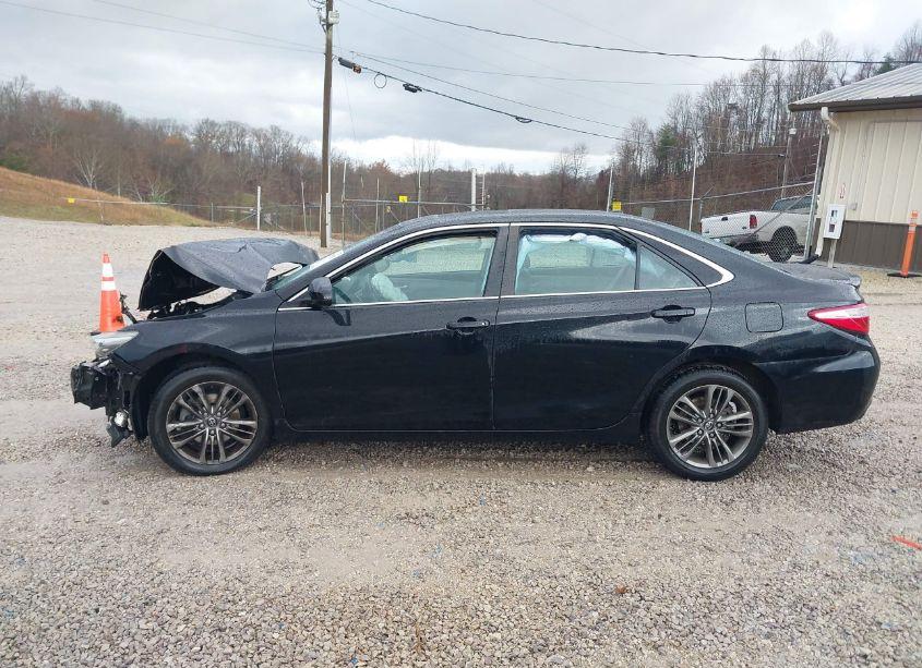 Photo 15 of 2016 Toyota Camry SE (VIN 4T1BF1FK4GU258588)