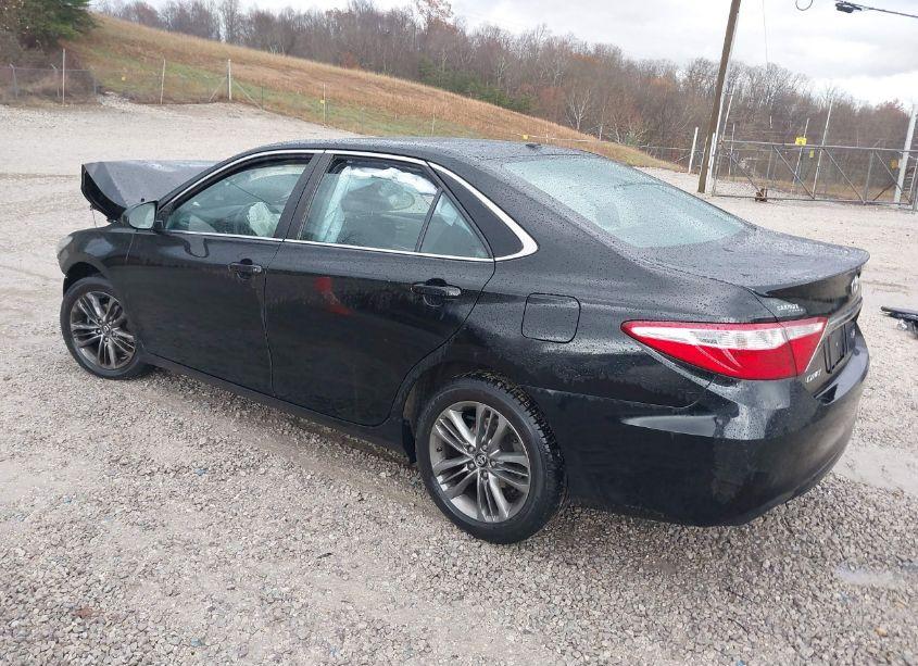 Photo 3 of 2016 Toyota Camry SE (VIN 4T1BF1FK4GU258588)