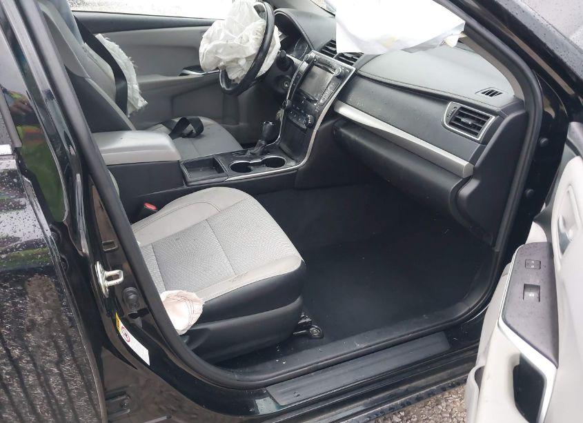 Photo 5 of 2016 Toyota Camry SE (VIN 4T1BF1FK4GU258588)