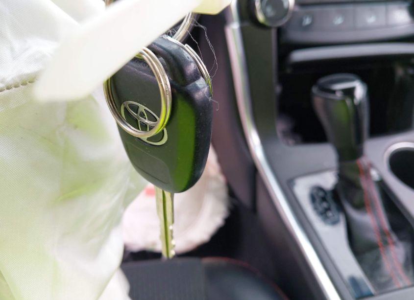 Photo 11 of 2016 Toyota Camry SE (VIN 4T1BF1FK4GU511215)