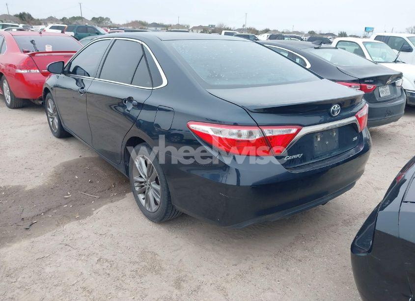 Photo 3 of 2016 Toyota Camry SE (VIN 4T1BF1FK4GU511344)