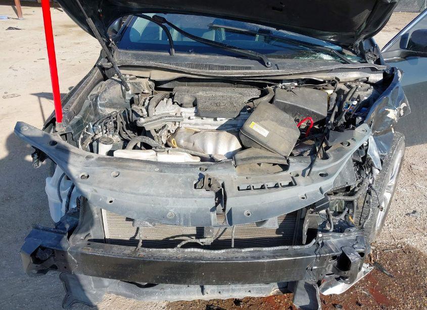 Photo 10 of 2016 Toyota Camry XLE (VIN 4T1BF1FK4GU519959)