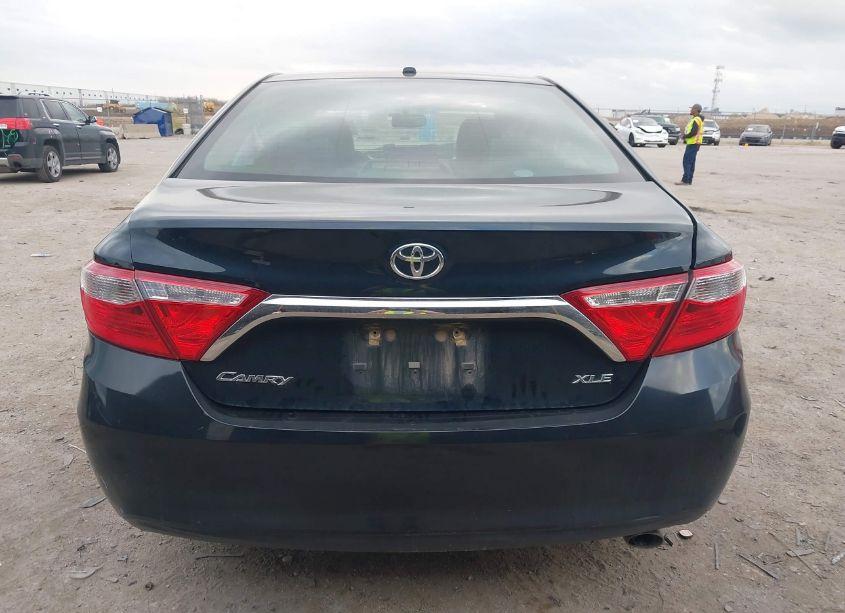 Photo 16 of 2016 Toyota Camry XLE (VIN 4T1BF1FK4GU519959)