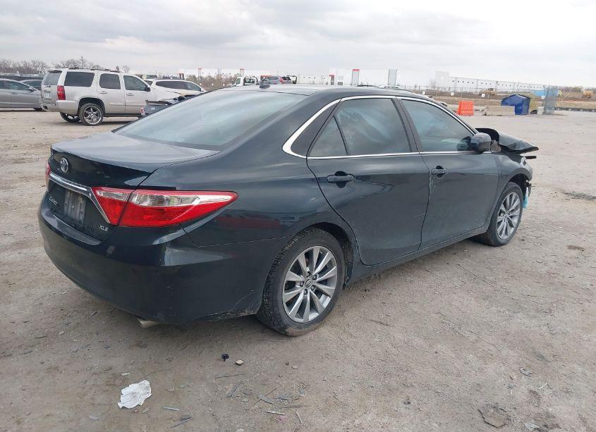 Photo 4 of 2016 Toyota Camry XLE (VIN 4T1BF1FK4GU519959)