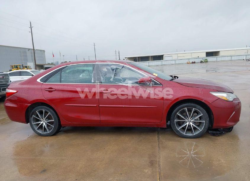 Photo 13 of 2016 Toyota Camry XSE (VIN 4T1BF1FK4GU521288)