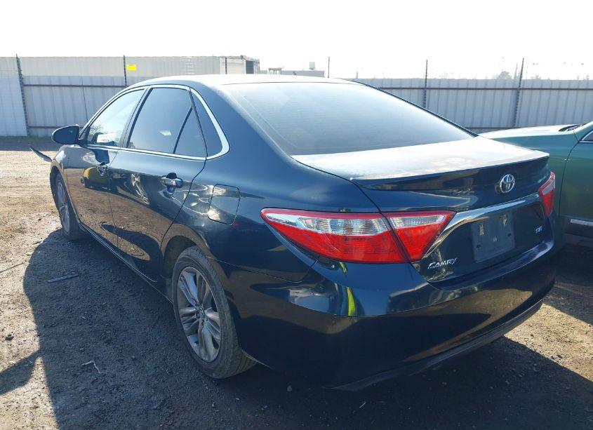 Photo 3 of 2016 Toyota Camry SE (VIN 4T1BF1FK4GU525552)