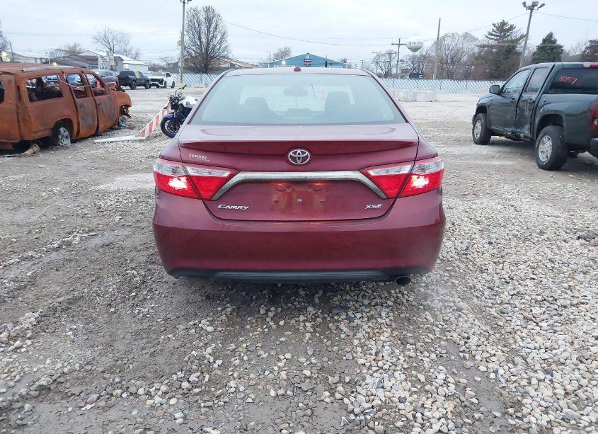 Photo 17 of 2016 Toyota Camry XSE (VIN 4T1BF1FK4GU562956)