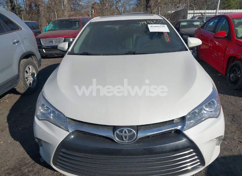 Photo 12 of 2016 Toyota Camry SE (VIN 4T1BF1FK4GU563203)