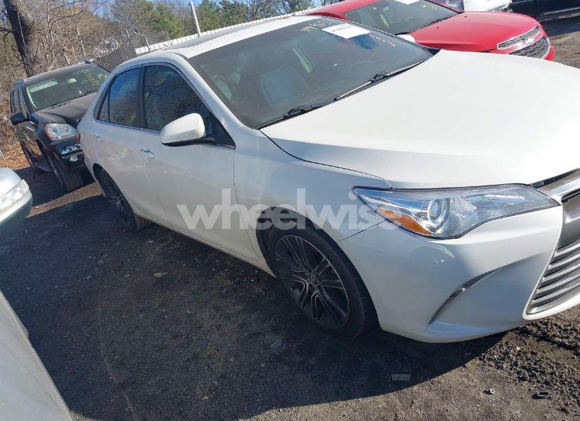 Photo 13 of 2016 Toyota Camry SE (VIN 4T1BF1FK4GU563203)