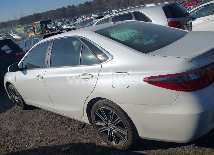 Photo 14 of 2016 Toyota Camry SE (VIN 4T1BF1FK4GU563203)