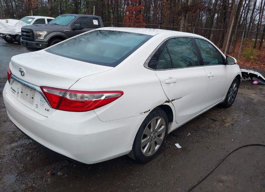 Photo 4 of 2016 Toyota Camry LE (VIN 4T1BF1FK4GU566425)