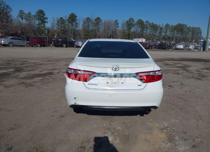 Photo 16 of 2016 Toyota Camry SE (VIN 4T1BF1FK4GU589557)