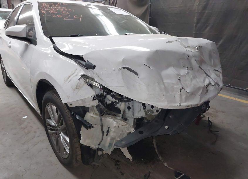 Photo 6 of 2016 Toyota Camry SE (VIN 4T1BF1FK4GU593091)