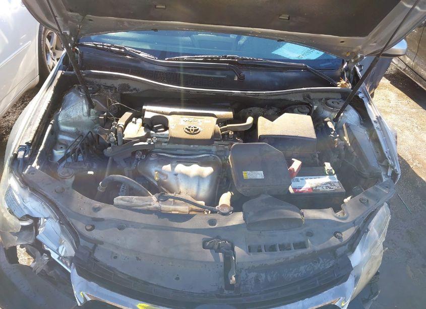 Photo 10 of 2016 Toyota Camry SE (VIN 4T1BF1FK4GU593320)