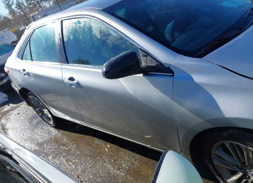 Photo 13 of 2016 Toyota Camry SE (VIN 4T1BF1FK4GU593320)