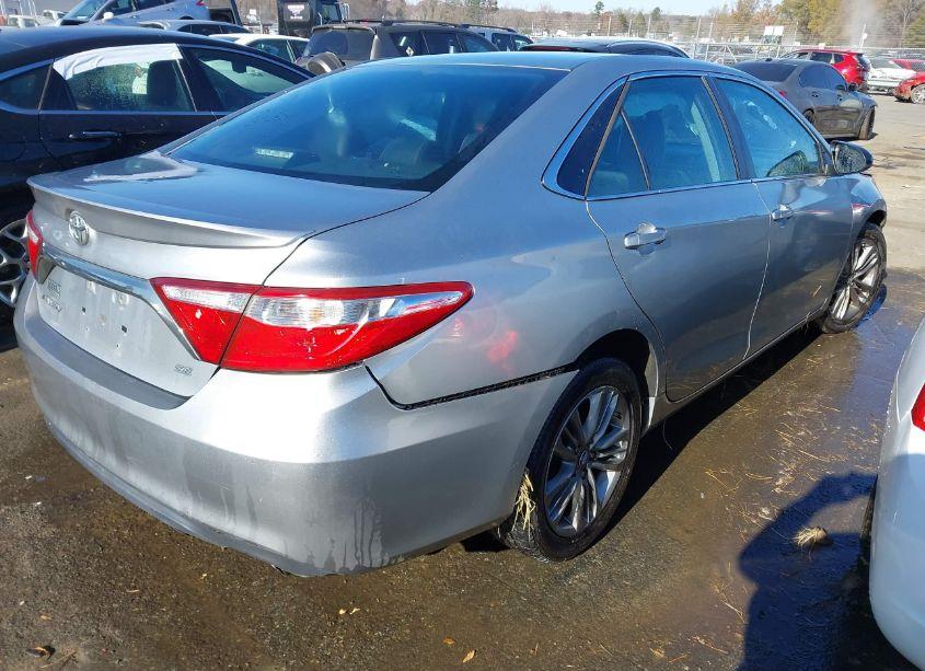 Photo 4 of 2016 Toyota Camry SE (VIN 4T1BF1FK4GU593320)