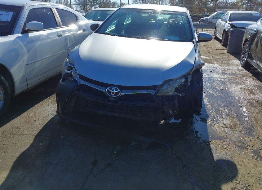 Photo 6 of 2016 Toyota Camry SE (VIN 4T1BF1FK4GU593320)