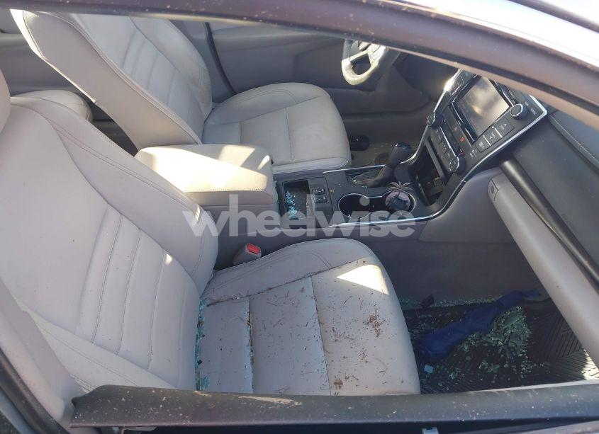 Photo 5 of 2016 Toyota Camry XLE (VIN 4T1BF1FK4GU594600)