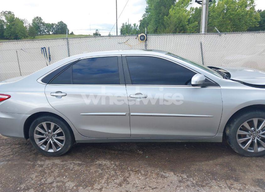 Photo 14 of 2016 Toyota Camry XLE (VIN 4T1BF1FK4GU594841)