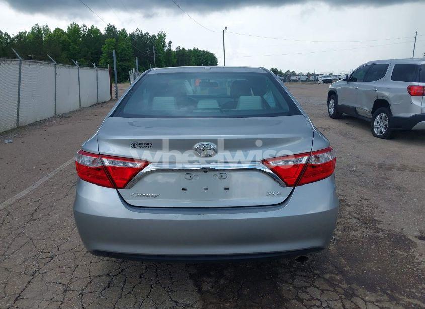 Photo 17 of 2016 Toyota Camry XLE (VIN 4T1BF1FK4GU594841)