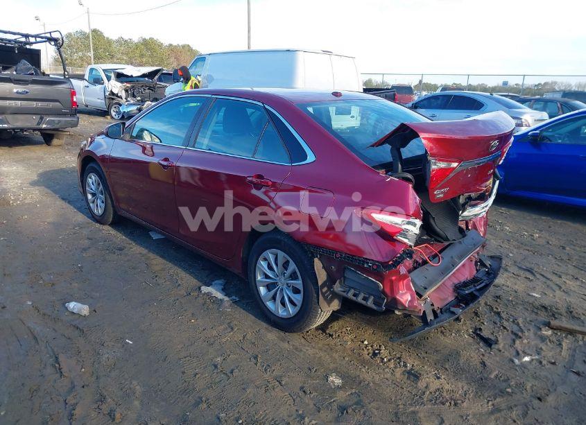 Photo 3 of 2016 Toyota Camry LE (VIN 4T1BF1FK4GU603781)