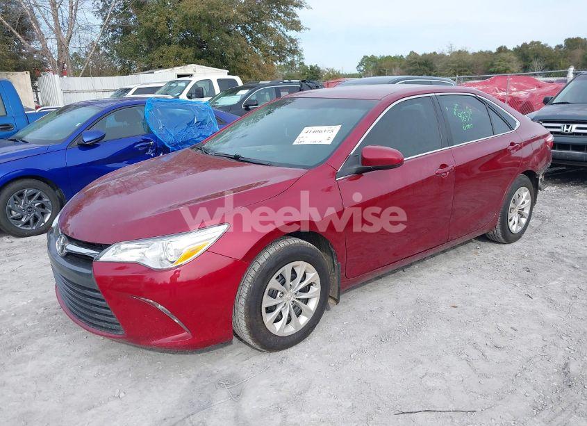 Photo 2 of 2016 Toyota Camry LE (VIN 4T1BF1FK4GU605000)