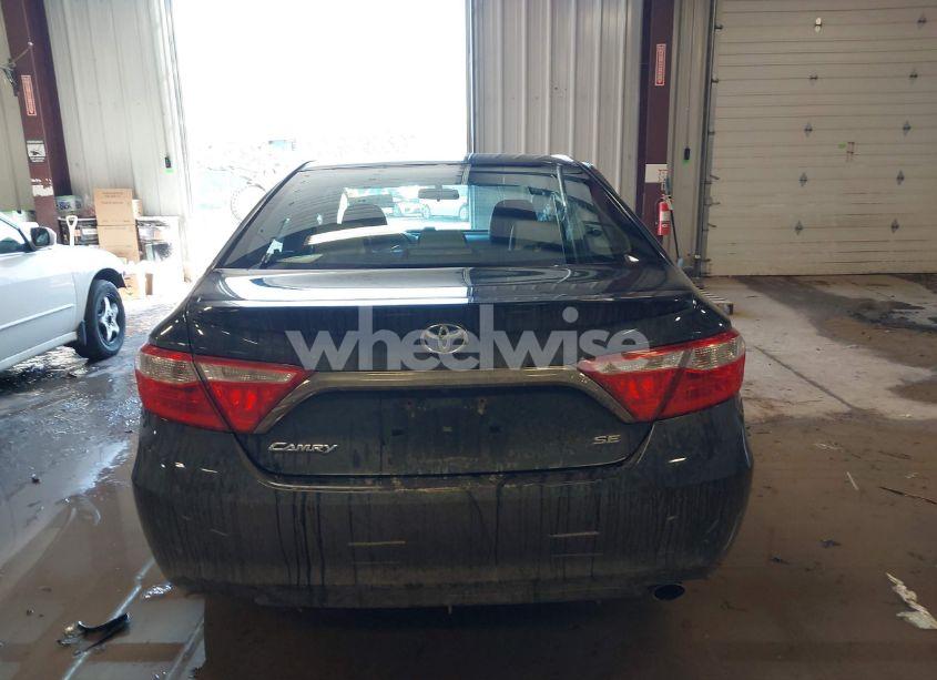 Photo 16 of 2016 Toyota Camry SE (VIN 4T1BF1FK4GU613341)