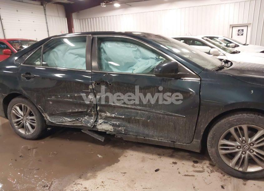 Photo 6 of 2016 Toyota Camry SE (VIN 4T1BF1FK4GU613341)