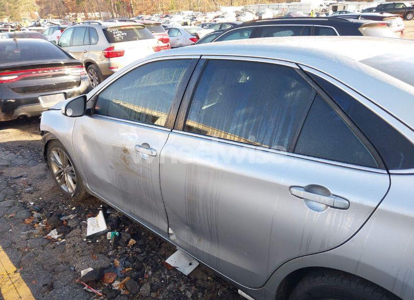 Photo 14 of 2017 Toyota Camry SE (VIN 4T1BF1FK4HU285405)