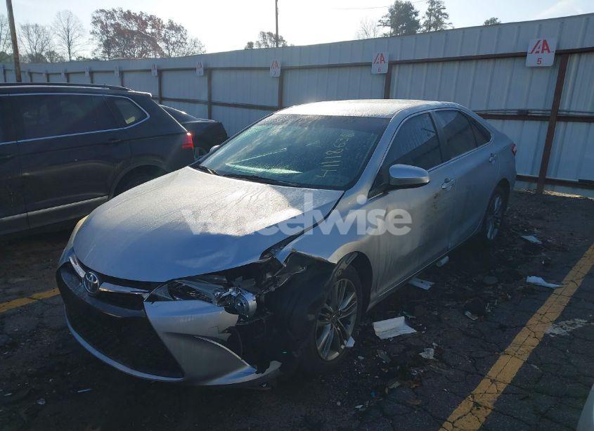 Photo 2 of 2017 Toyota Camry SE (VIN 4T1BF1FK4HU285405)