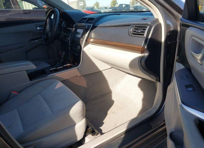 Photo 5 of 2017 Toyota Camry LE (VIN 4T1BF1FK4HU317253)