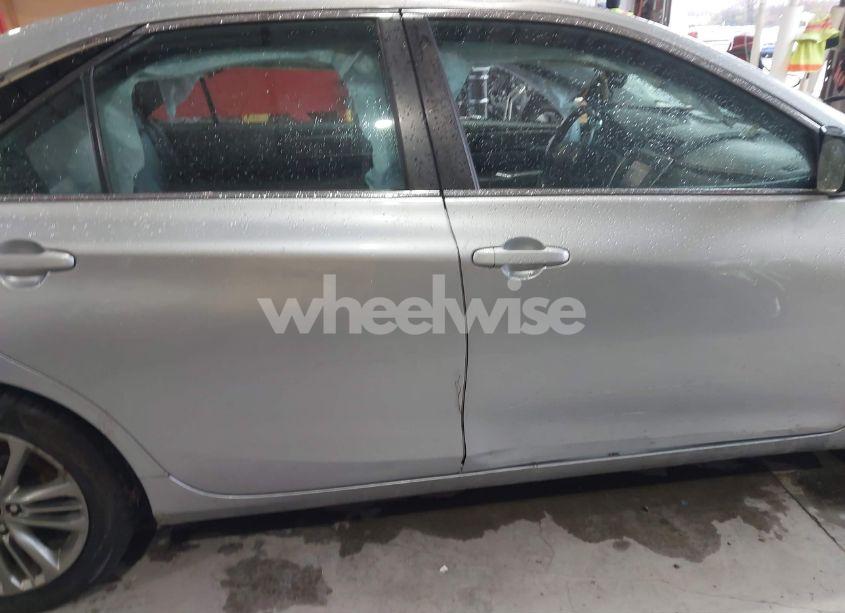 Photo 20 of 2017 Toyota Camry SE (VIN 4T1BF1FK4HU325028)