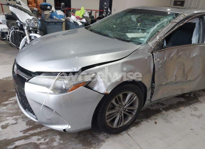Photo 6 of 2017 Toyota Camry SE (VIN 4T1BF1FK4HU325028)