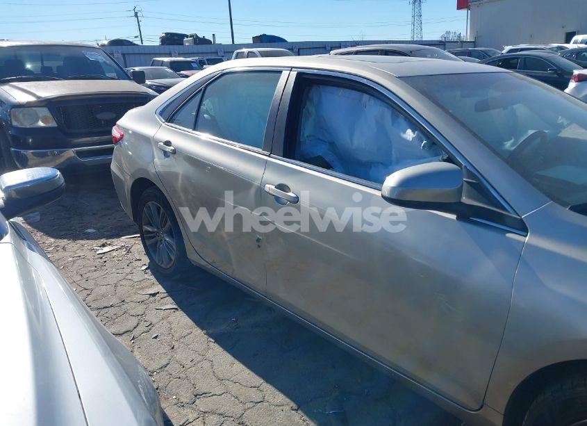 Photo 13 of 2017 Toyota Camry SE (VIN 4T1BF1FK4HU325045)